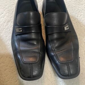 Men Gucci dress shoes